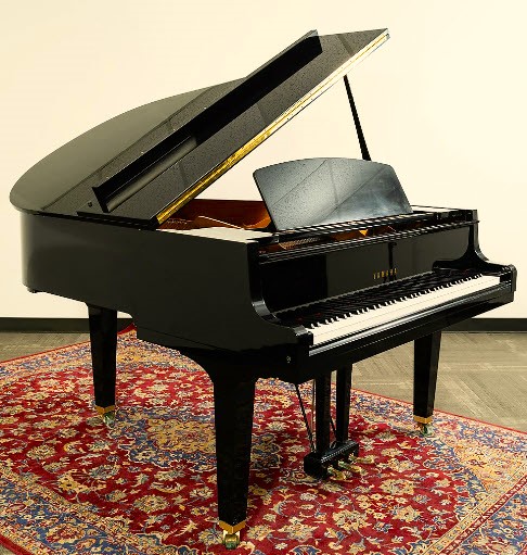 Yamaha 5' 3" Grand Piano