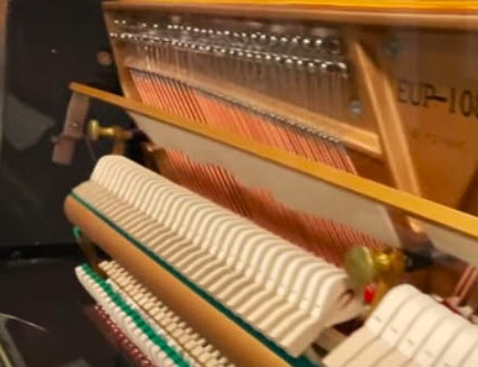 Essex Contemporary Upright - Image 4